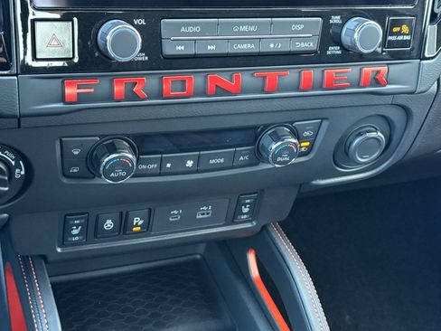 New 2026 Nissan Frontier PRO-4X w/ Pro-4x Convenience Package image 16