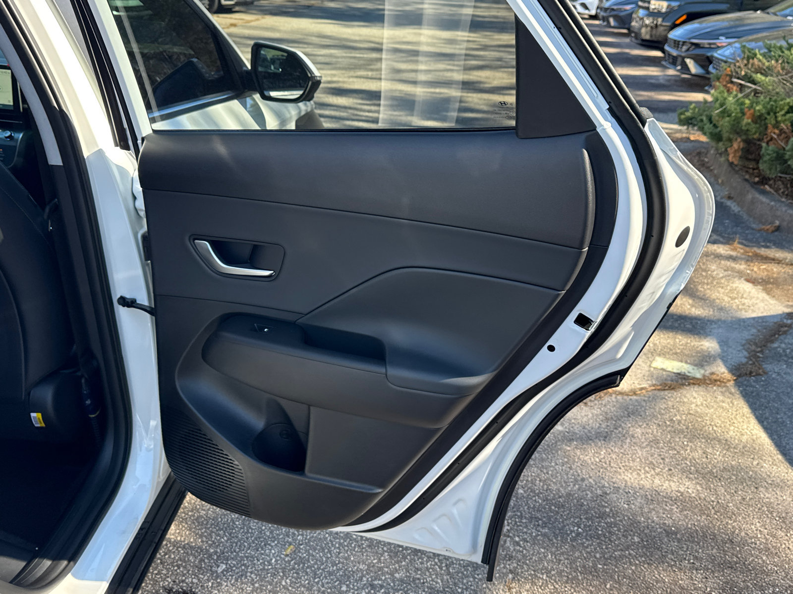 New 2026 Hyundai Kona Limited FWD image 17