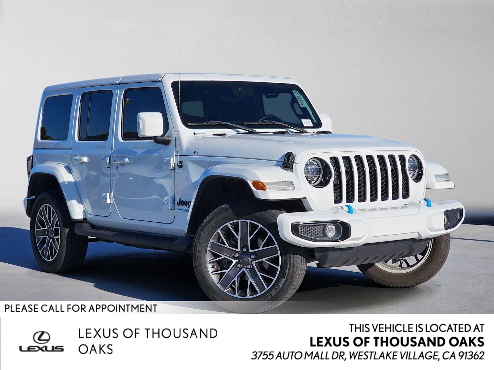 Used 2022 Jeep Wrangler Unlimited Sahara AWD/4WD image 1