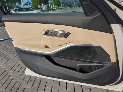 Used 2020 BMW 330i xDrive Sedan w/ Convenience Package image 32