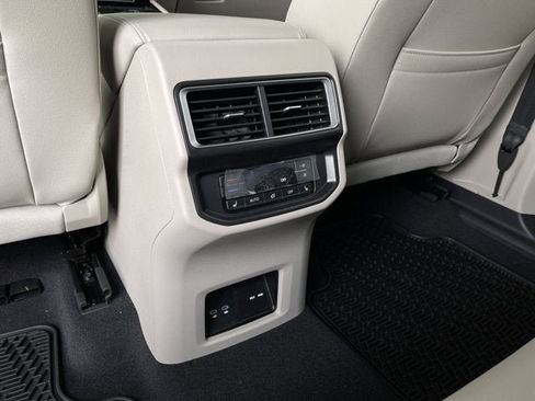 New 2026 Volkswagen Atlas SEL Premium R-Line image 25