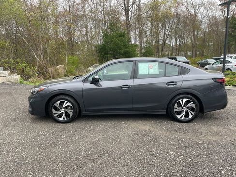 Used 2023 Subaru Legacy Premium AWD/4WD image 9