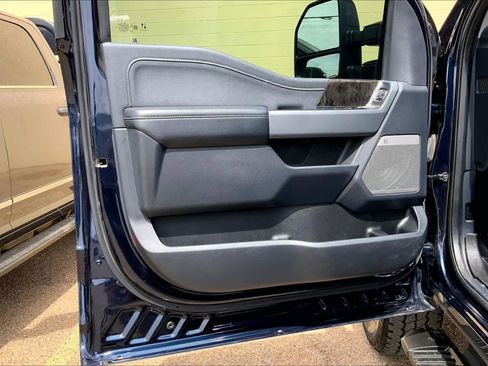 Certified 2024 Ford F250 Lariat w/ Sport Appearance Package image 21