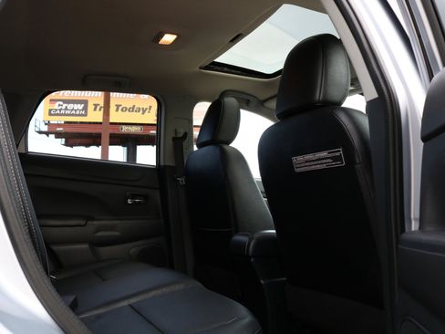 Used 2017 Mitsubishi Outlander Sport SEL image 40