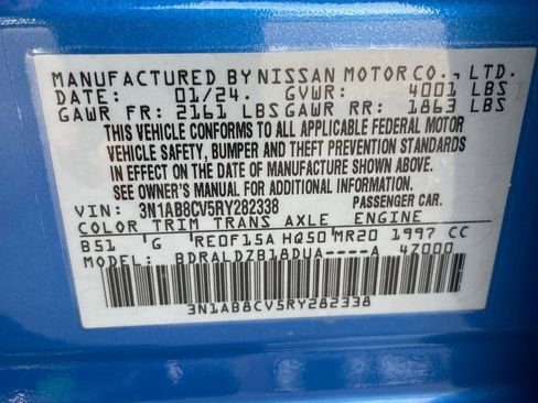 Used 2024 Nissan Sentra SV FWD image 29