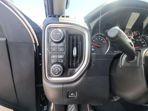 Used 2021 Chevrolet Silverado 1500 RST AWD/4WD image 18