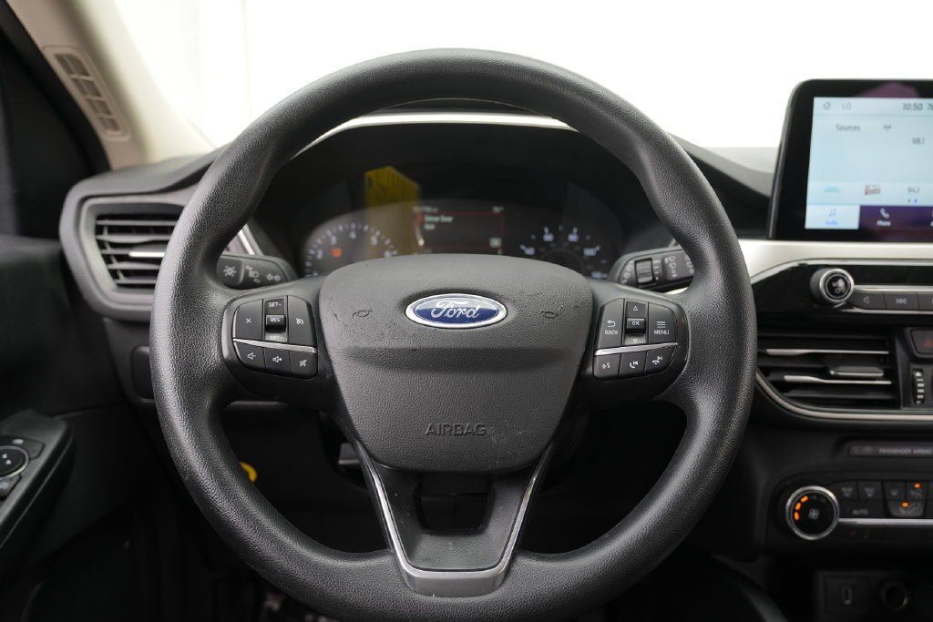 Used 2020 Ford Escape SE FWD image 42