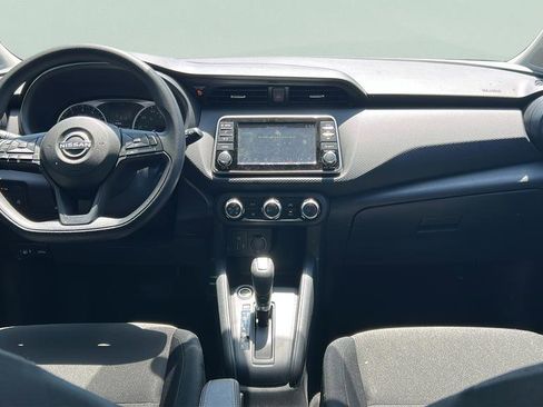 Certified 2025 Nissan Kicks Play S FWD image 17