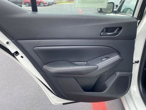 Used 2025 Nissan Altima 2.5 SV AWD/4WD image 36