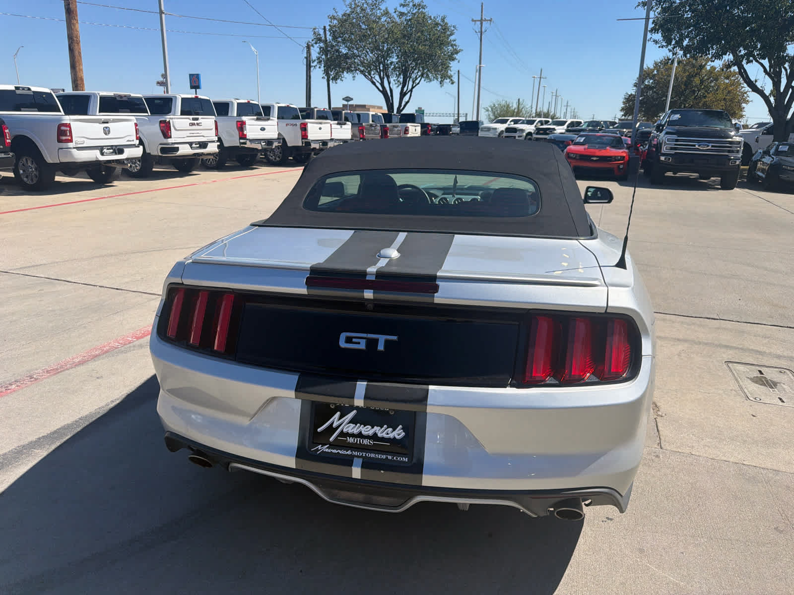 Used 2015 Ford Mustang GT Premium w/ Equipment Group 401A RWD image 3