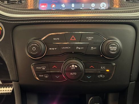 Used 2022 Dodge Charger SRT Hellcat RWD image 18