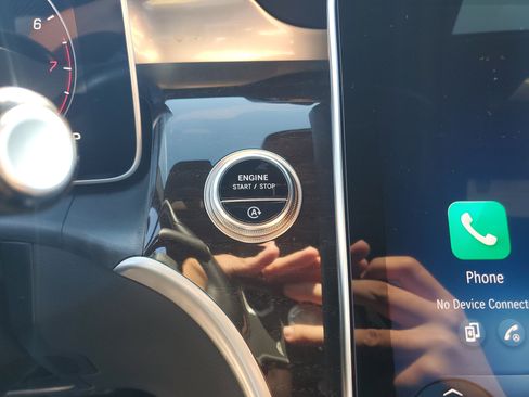 Certified 2025 Mercedes-Benz GLC 300 image 35