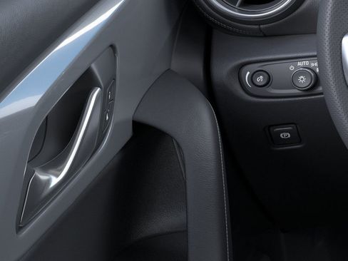 New 2026 Chevrolet Blazer LT w/ Convenience Package FWD image 23