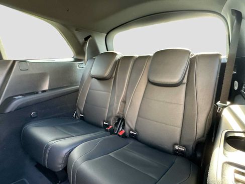 Used 2022 Mercedes-Benz GLS 450 4MATIC image 29