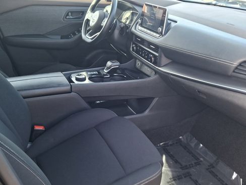 Used 2023 Nissan Rogue S AWD/4WD image 22
