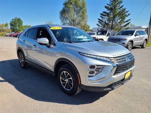 Used 2023 Mitsubishi Eclipse Cross ES image 4