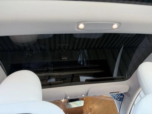 Used 2023 Tesla Model 3 Standard Range RWD image 19