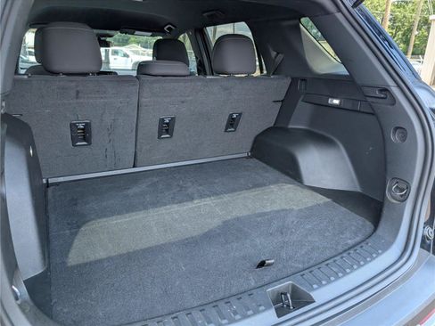 Used 2025 Chevrolet Equinox LT w/ Midnight Edition FWD image 35