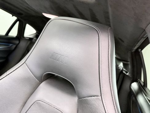 Used 2017 BMW X6 M AWD/4WD image 38