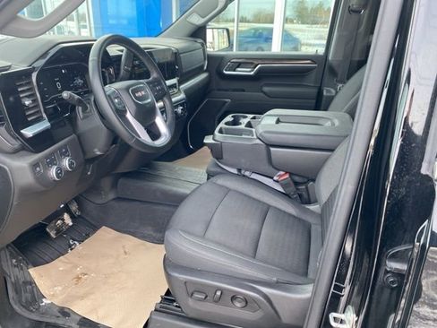 Used 2023 GMC Sierra 1500 SLE image 8