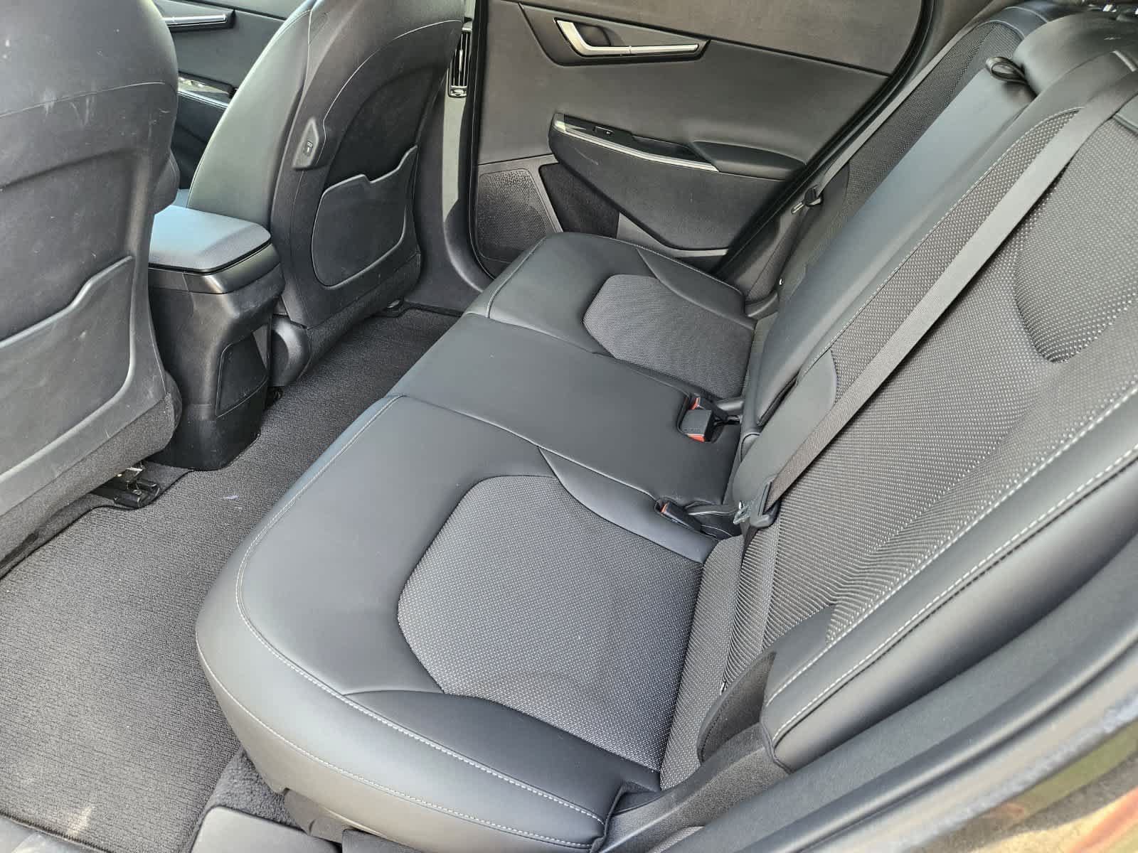 Certified 2024 Kia EV6 Light RWD image 28