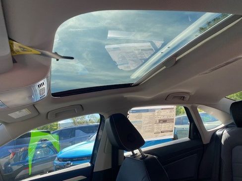 New 2025 Volkswagen Jetta SE image 10