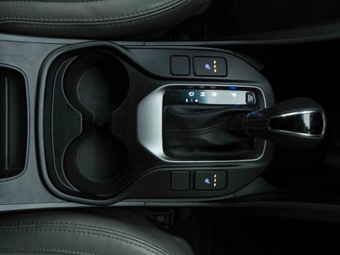 Used 2017 Hyundai Santa Fe Sport FWD image 29