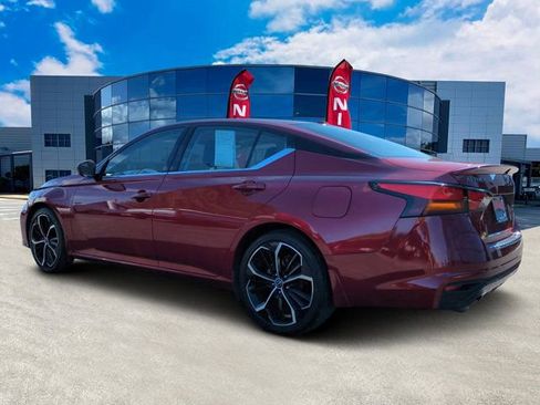 Certified 2023 Nissan Altima 2.5 SR w/ SR Premium Package FWD image 6