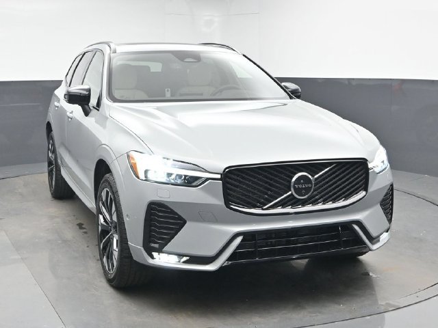 New 2026 Volvo XC60 B5 Plus w/ Protection Package Premier AWD/4WD image 2