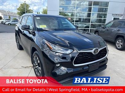 Used 2021 Toyota Highlander XLE
