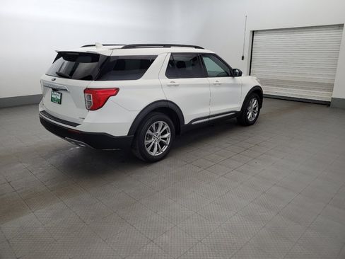 Used 2020 Ford Explorer XLT w/ Equipment Group 202A AWD/4WD image 10