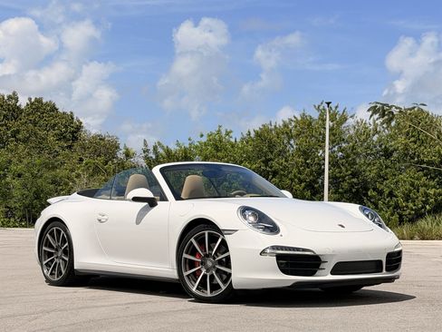 Used 2013 Porsche 911 Carrera 4S image 1