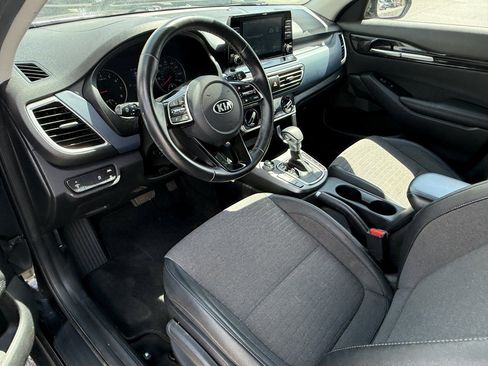 Used 2021 Kia Seltos S AWD/4WD image 10