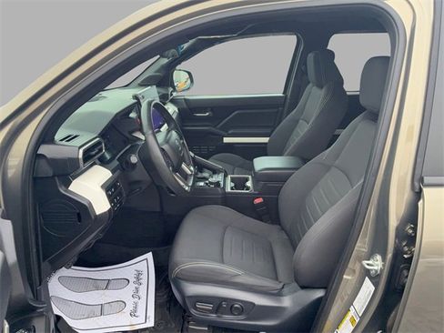 Used 2024 Toyota Tacoma TRD Off-Road w/ TRD Off Road Upgrade Package image 9