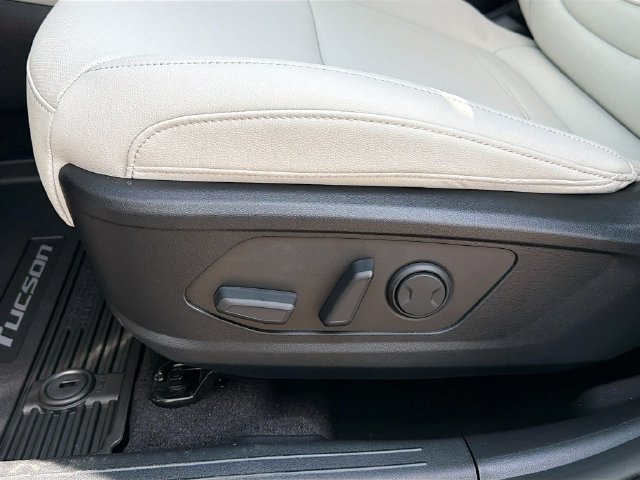 New 2026 Hyundai Tucson SEL Plus w/ Tow & Go Package FWD image 19