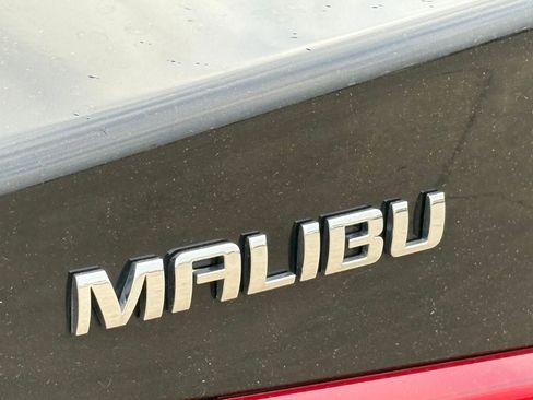 Used 2025 Chevrolet Malibu LT FWD image 9