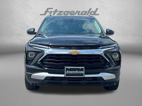 Used 2025 Chevrolet TrailBlazer LT AWD/4WD image 6