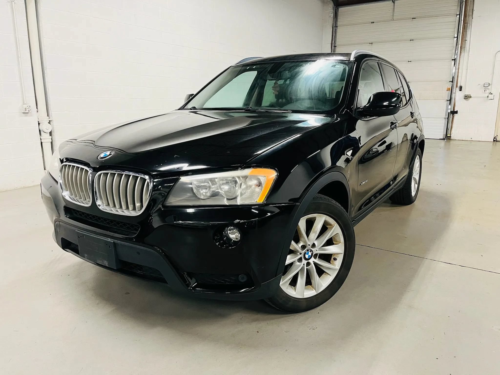 Used 2013 BMW X3 xDrive28i AWD/4WD image 1