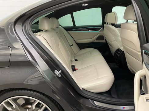 Used 2020 BMW M550i xDrive w/ Premium Package AWD/4WD image 30