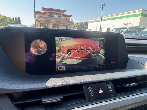 Used 2019 Lexus ES 350 w/ Premium Package FWD image 29