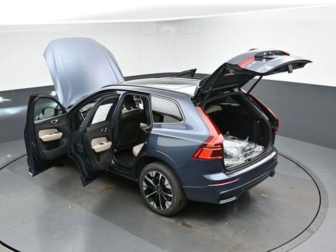 New 2026 Volvo XC60 T8 Plus w/ Protection Package Premier image 50