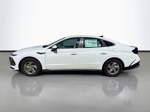 Certified 2025 Hyundai Sonata SE image 8