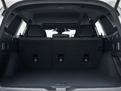 New 2026 Subaru Outback Touring XT image 8