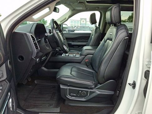 Used 2020 Ford Expedition Max Platinum AWD/4WD image 18