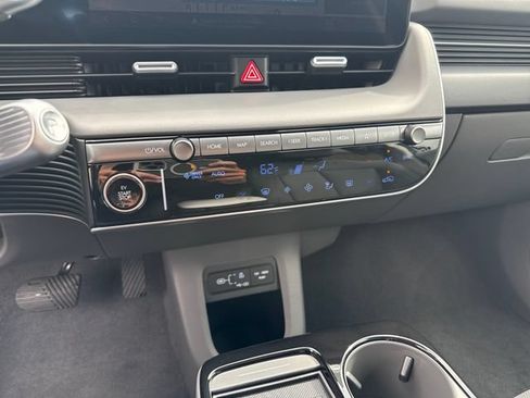 Certified 2026 Hyundai Ioniq 5 SEL RWD image 17