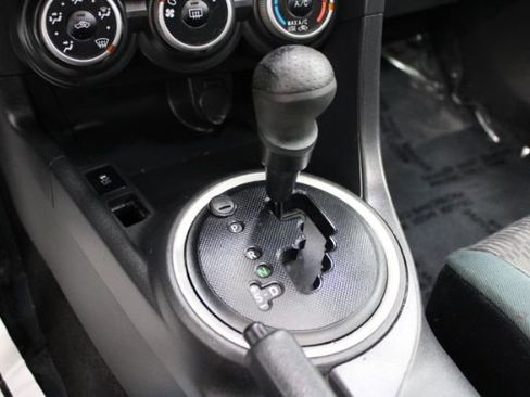 Used 2011 Scion tC Sports Coupe 6-Spd AT image 13