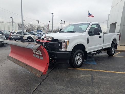 Used 2019 Ford F250 XL w/ Power Equipment Group image 7