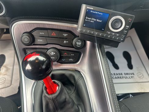 Used 2018 Dodge Challenger R/T image 20