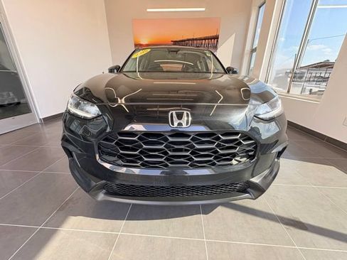 Used 2025 Honda HR-V LX image 5