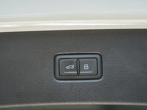 Used 2021 Audi Q7 3.0T Premium Plus AWD/4WD image 11